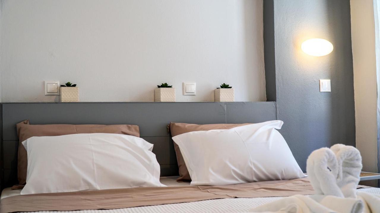 Cozy Apartments In Symi Center المظهر الخارجي الصورة