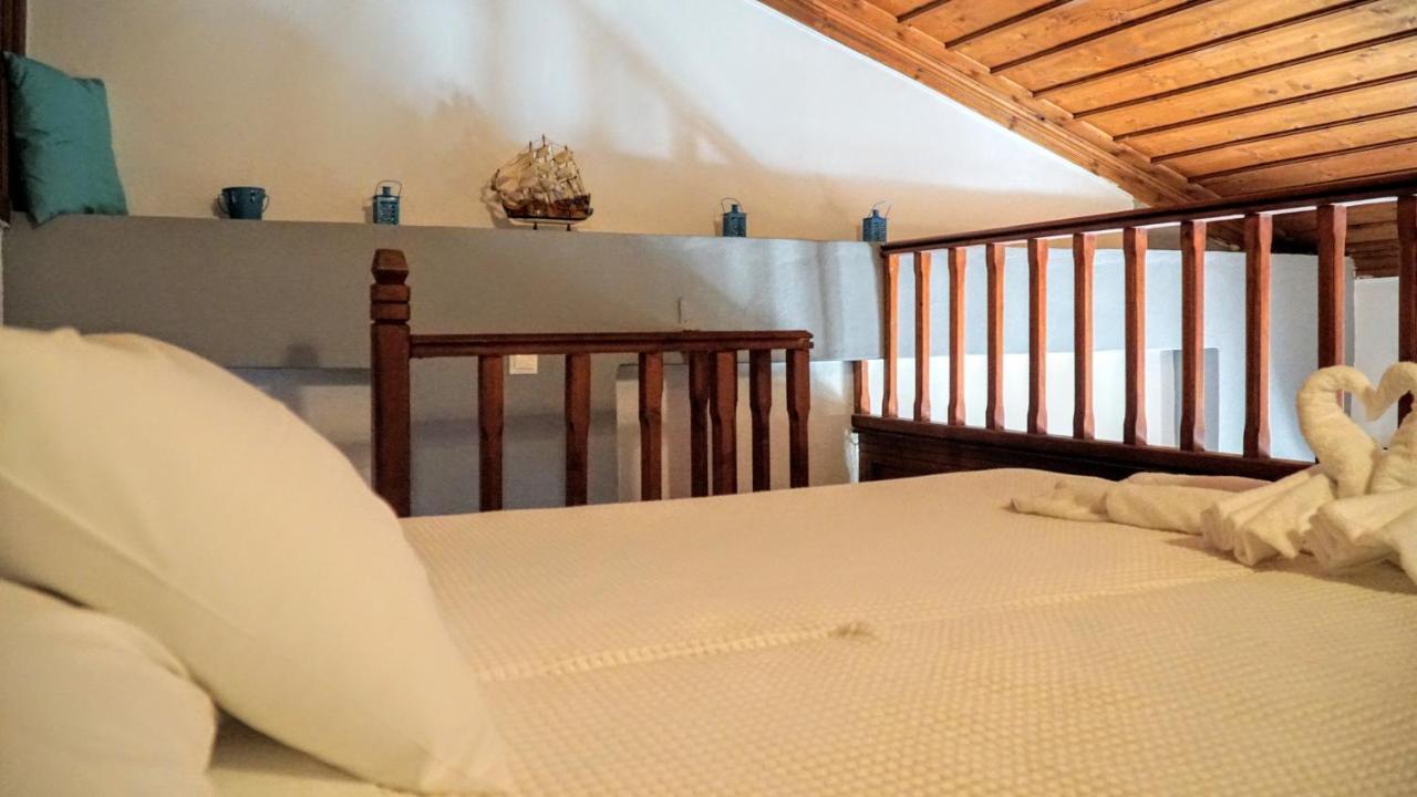 Cozy Apartments In Symi Center المظهر الخارجي الصورة