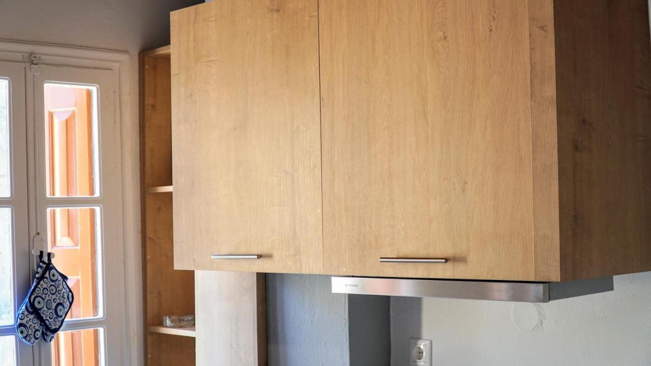 Cozy Apartments In Symi Center المظهر الخارجي الصورة