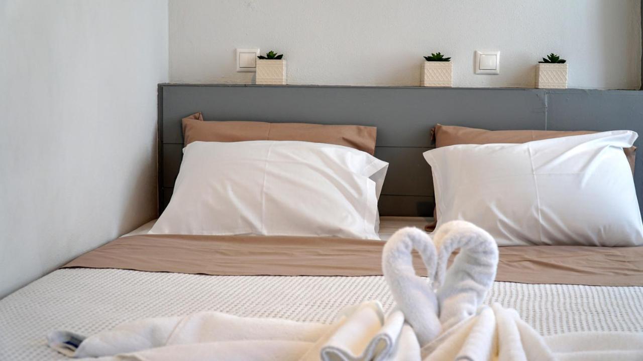 Cozy Apartments In Symi Center المظهر الخارجي الصورة