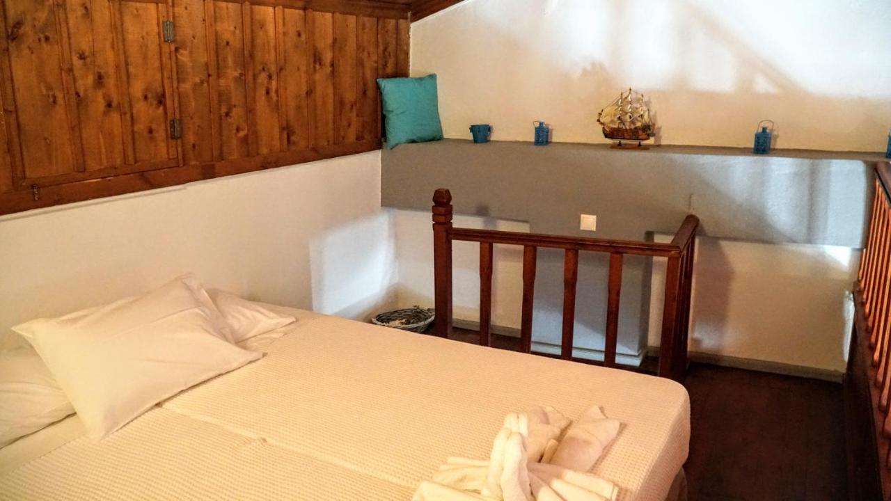 Cozy Apartments In Symi Center المظهر الخارجي الصورة