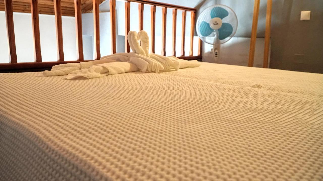 Cozy Apartments In Symi Center المظهر الخارجي الصورة