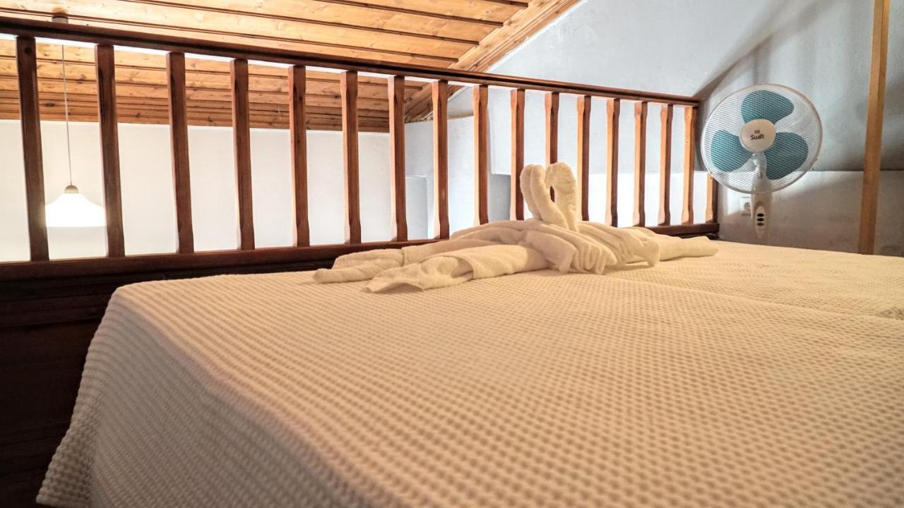 Cozy Apartments In Symi Center المظهر الخارجي الصورة