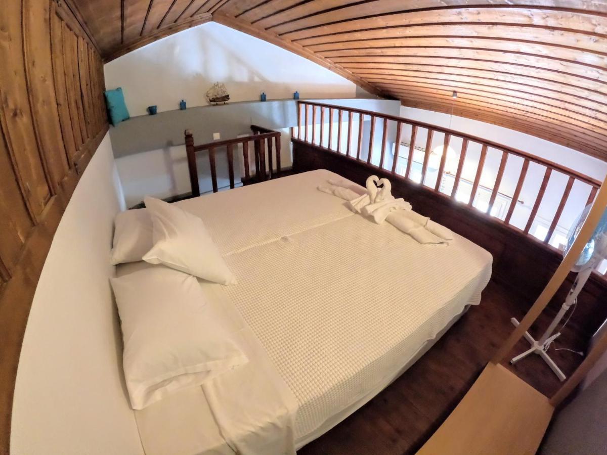Cozy Apartments In Symi Center المظهر الخارجي الصورة