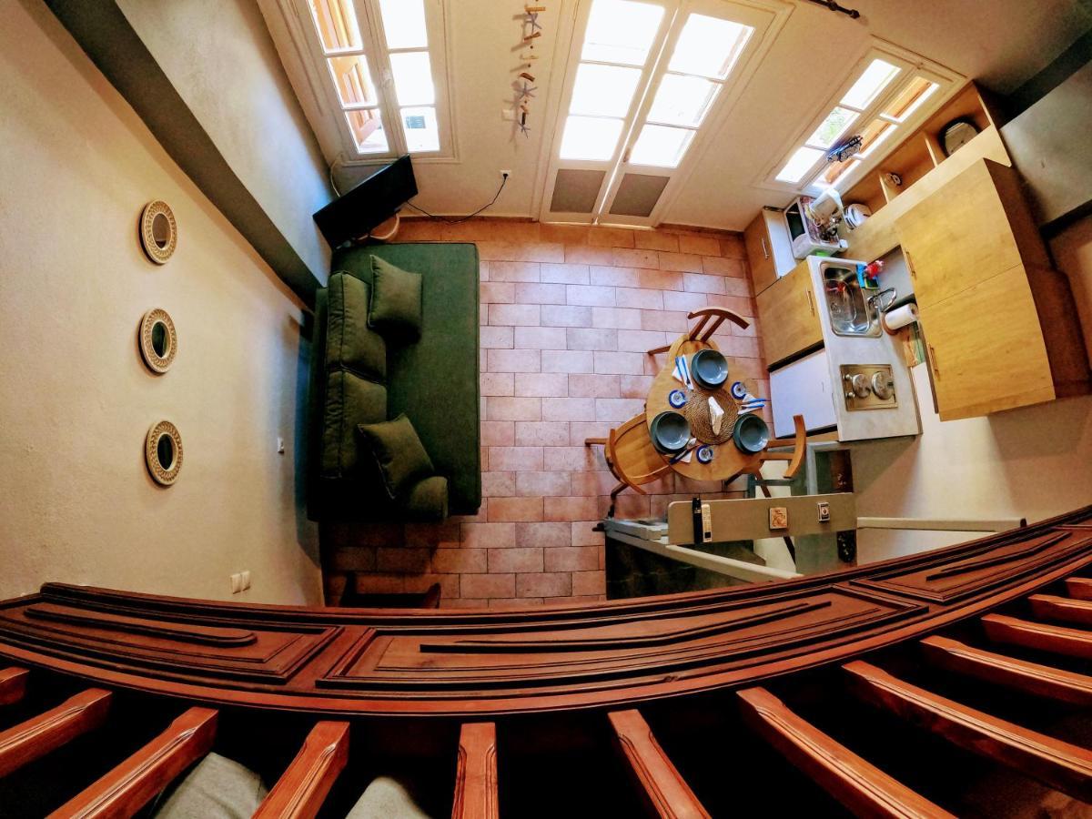 Cozy Apartments In Symi Center المظهر الخارجي الصورة